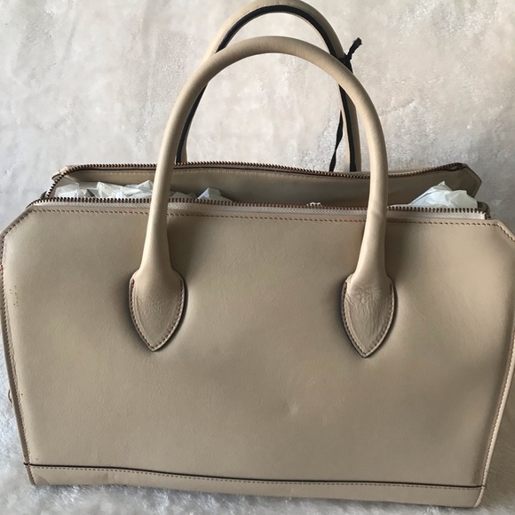 Beige Handbag Brand New - Picture 4 of 5